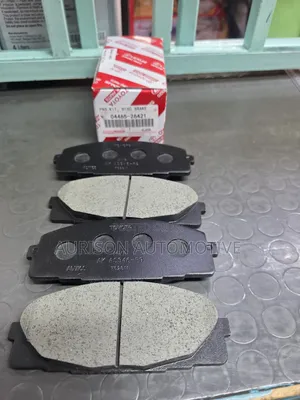Genuine Front Brakepads Hiace 7L