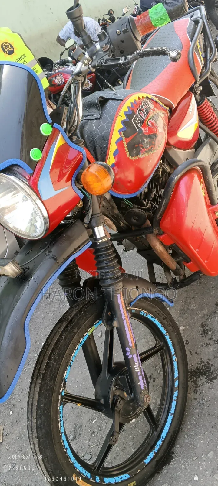 Bajaj Boxer 150 UG 2025 Red