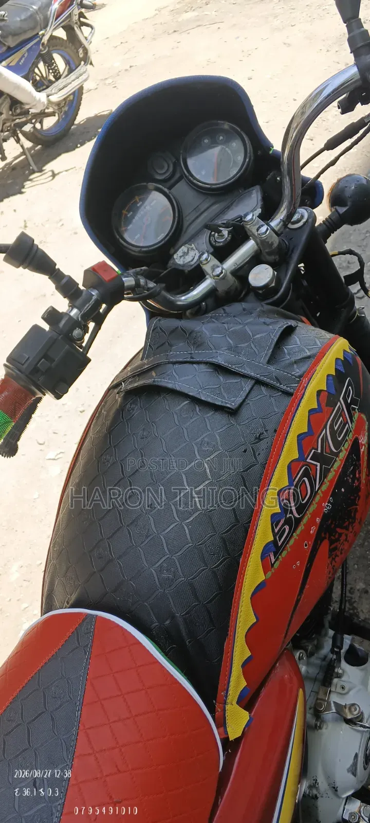 Bajaj Boxer 150 UG 2025 Red