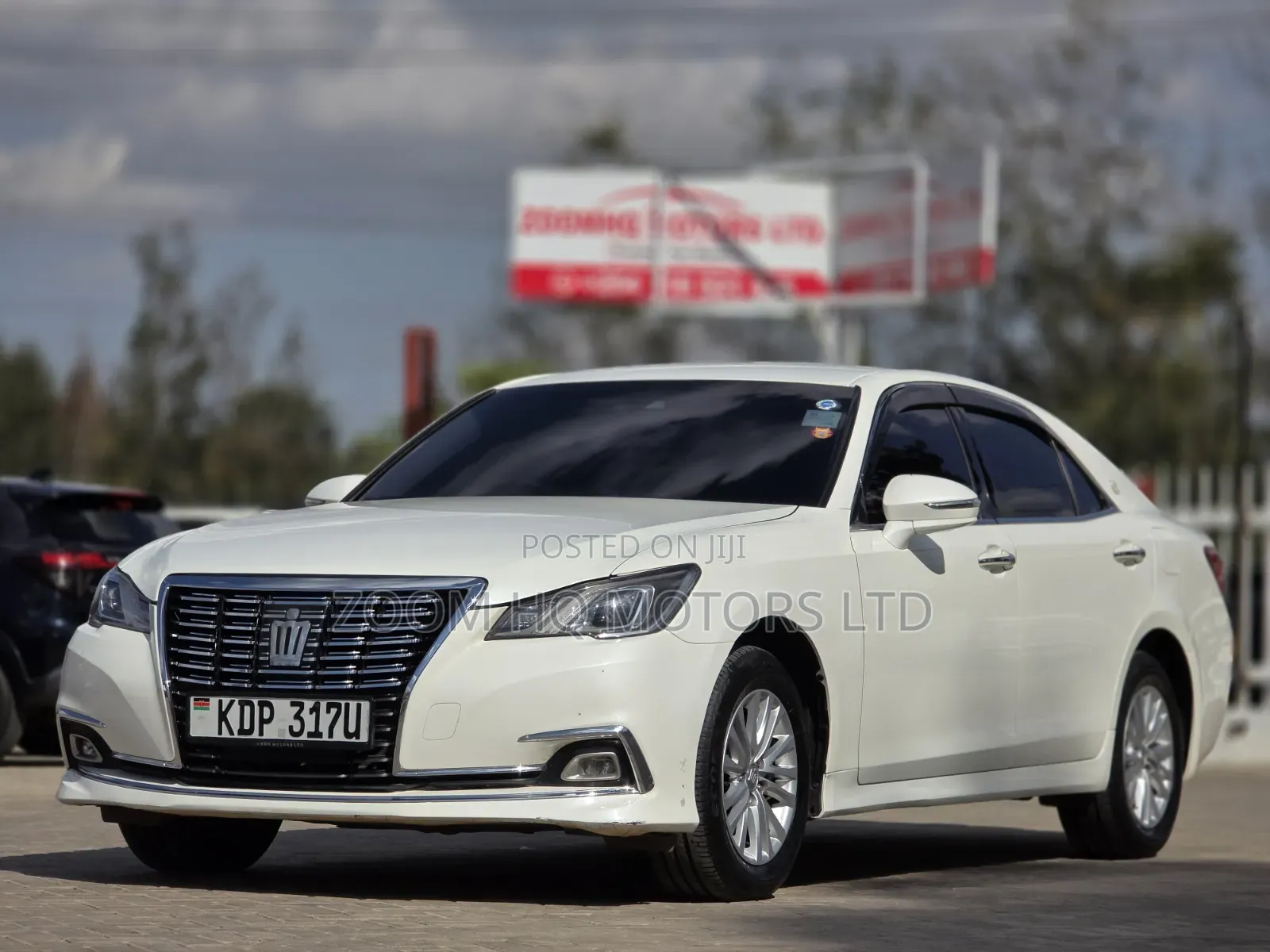 Toyota Crown 2016