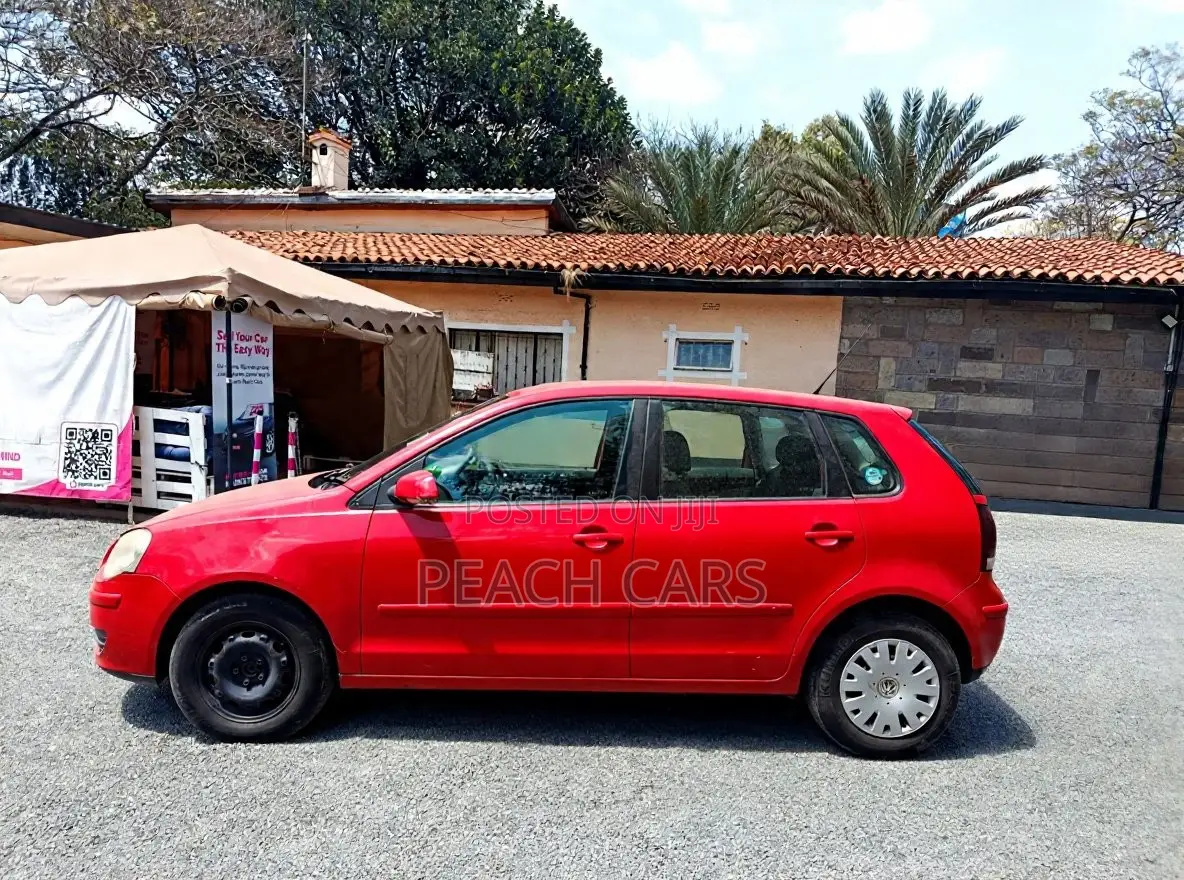 Volkswagen Polo 2006 Red