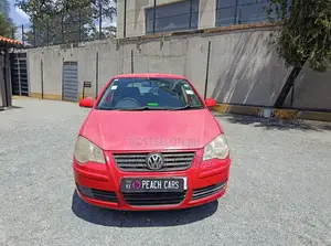 Volkswagen Polo 2006 Red