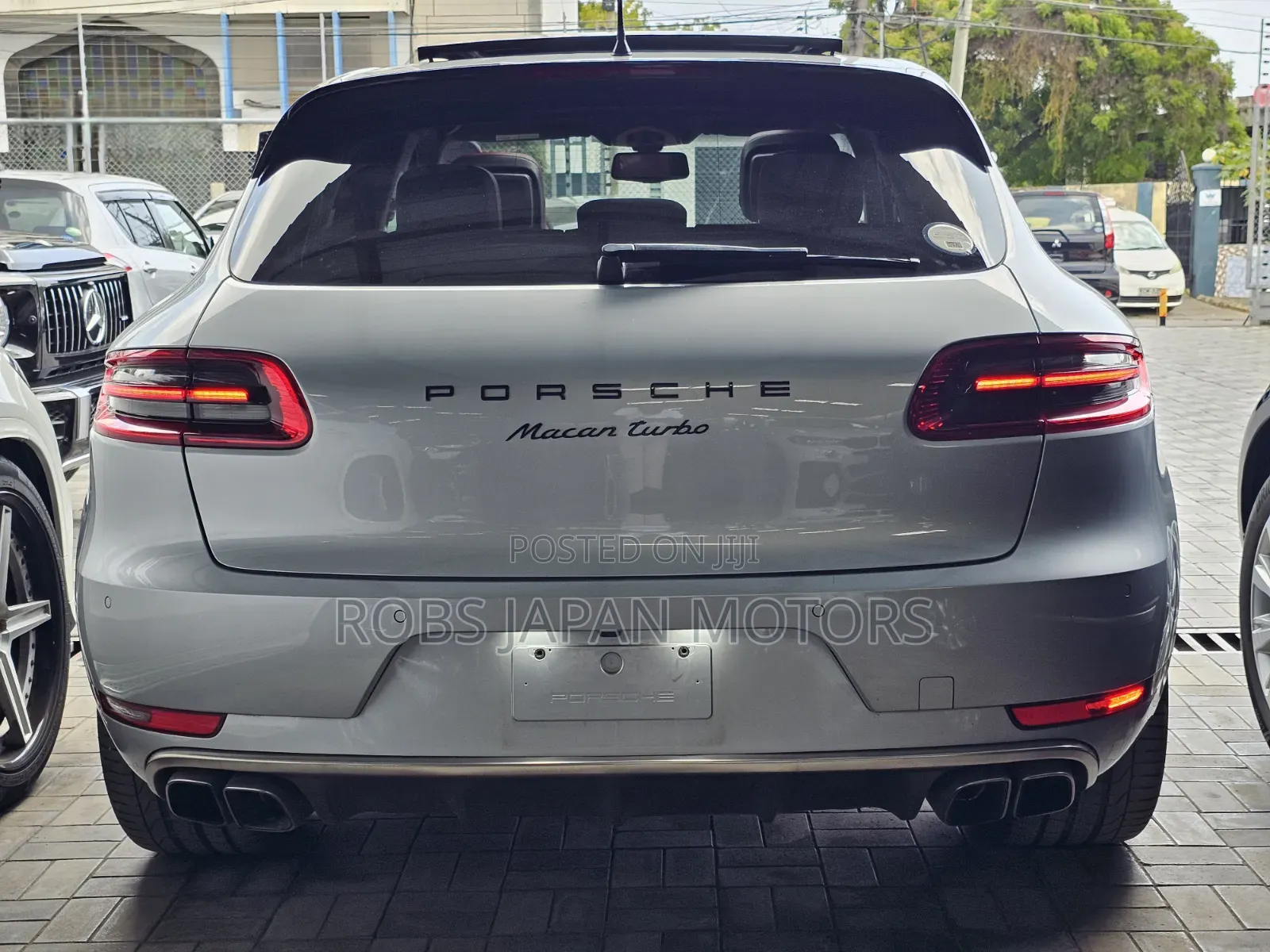 Porsche Macan 2017 Silver