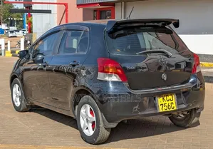 Toyota Vitz 2009 Black