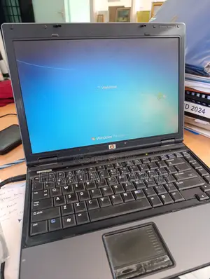 Laptop HP Compaq 6515b 1GB AMD HDD 72GB