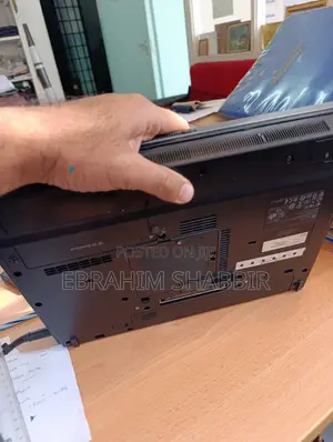 Laptop HP Compaq 6515b 1GB AMD HDD 72GB