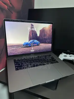 Laptop Apple MacBook Pro 2018 16GB Intel Core i7 SSD 500GB