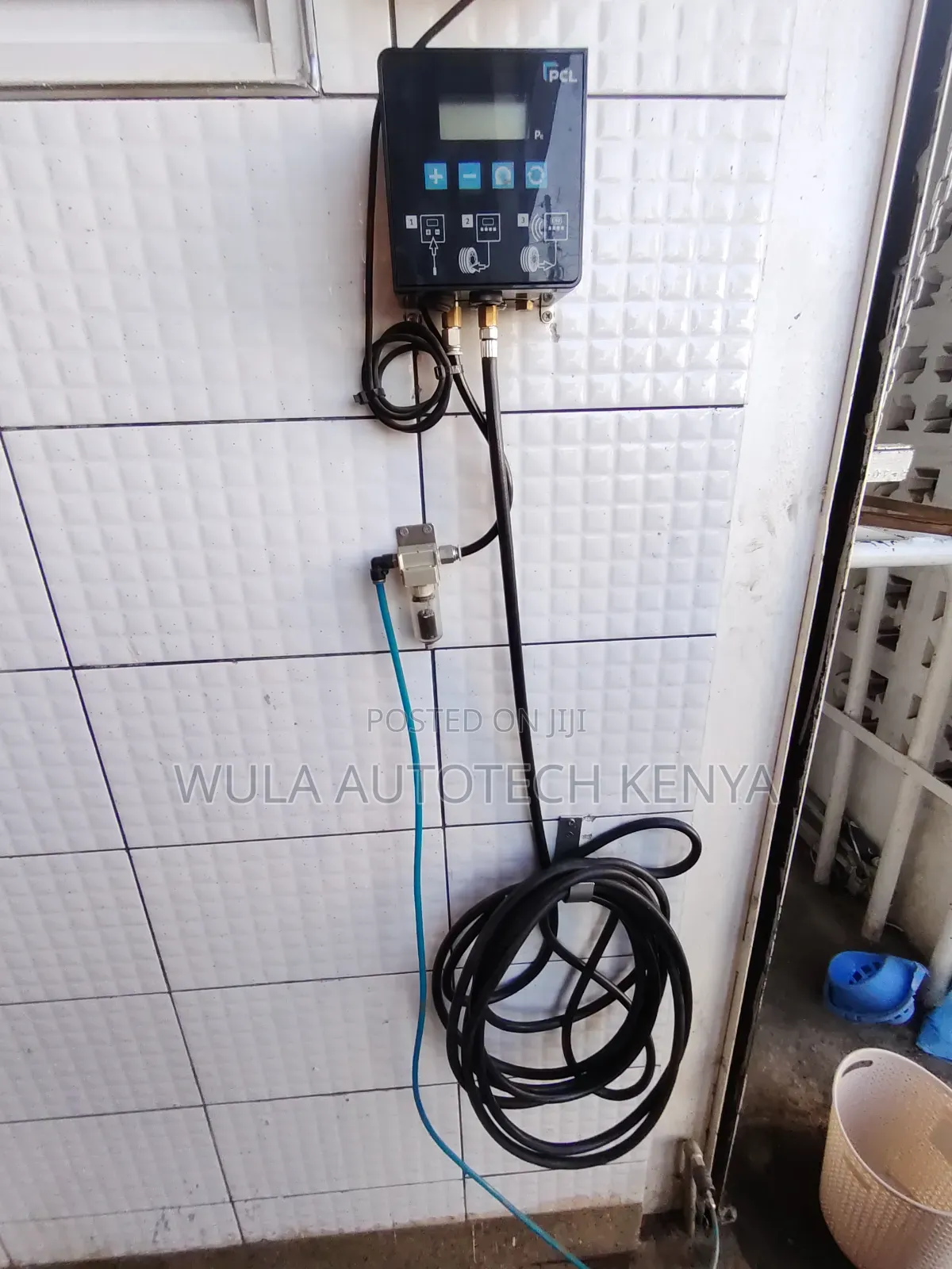 Petrol Station, Tyre Centres and Garages Use Air Inflator Guage PCL