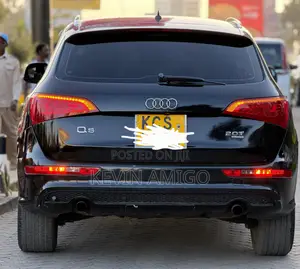 Audi Q5 2.0T Premium Quattro 2012 Black
