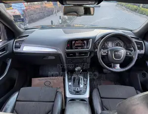 Audi Q5 2.0T Premium Quattro 2012 Black