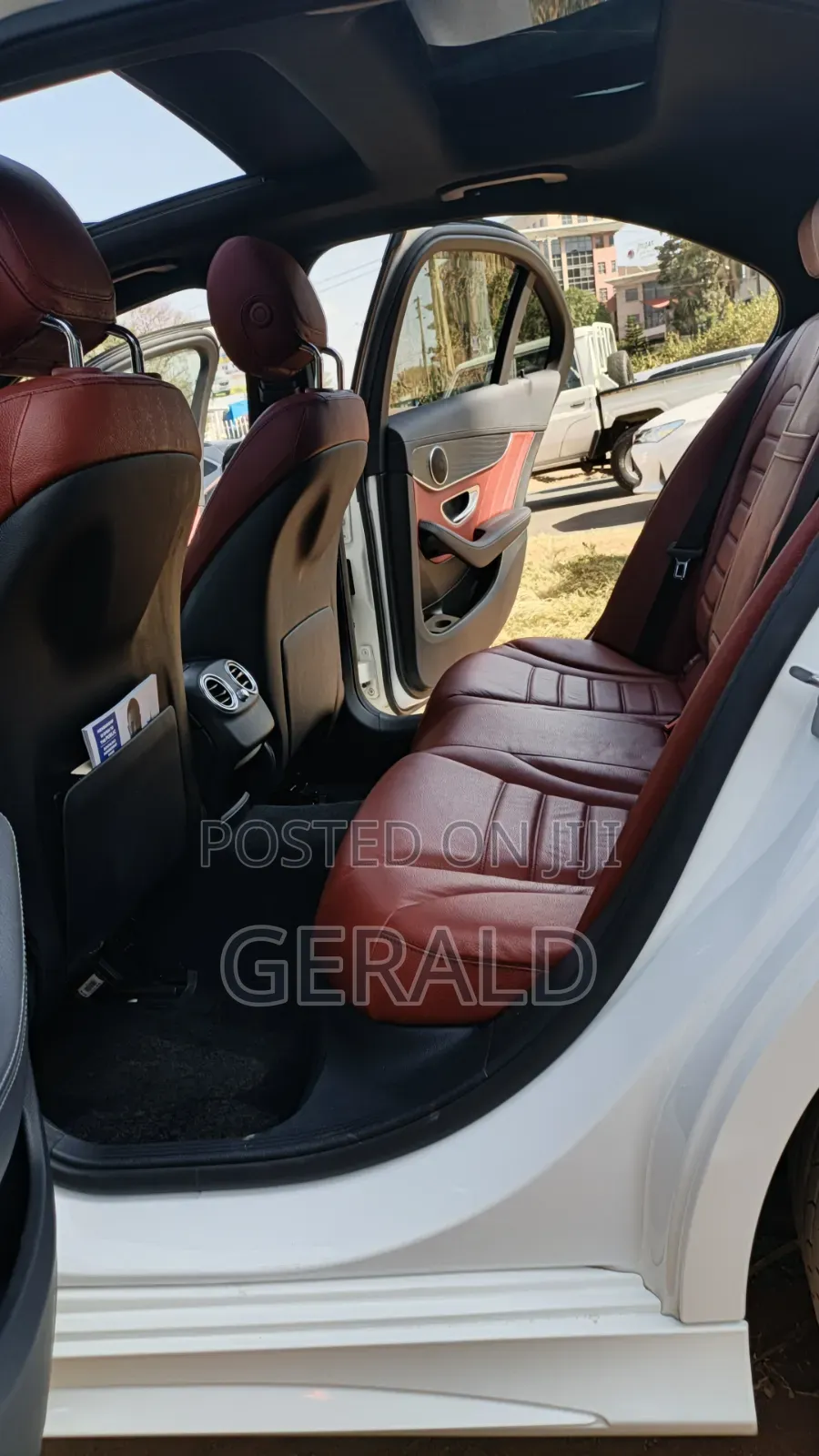 Mercedes-Benz C200 2018 Pearl