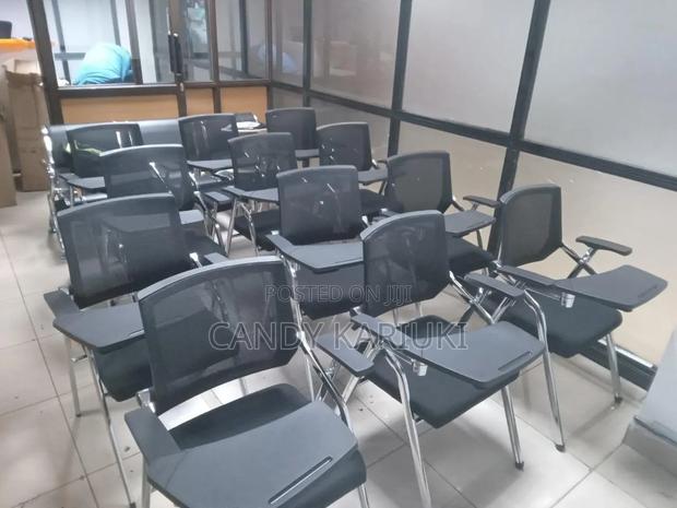 Comfy Foldable Lecture Chairs