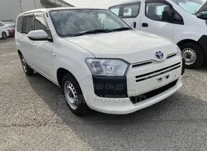Toyota Probox 1.5 Hybrid GL 2021