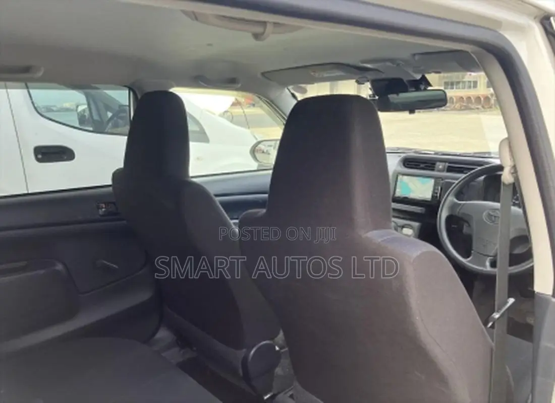Toyota Probox 1.5 Hybrid GL 2021