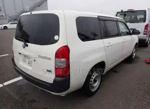 Toyota Probox 1.5 Hybrid GL 2021