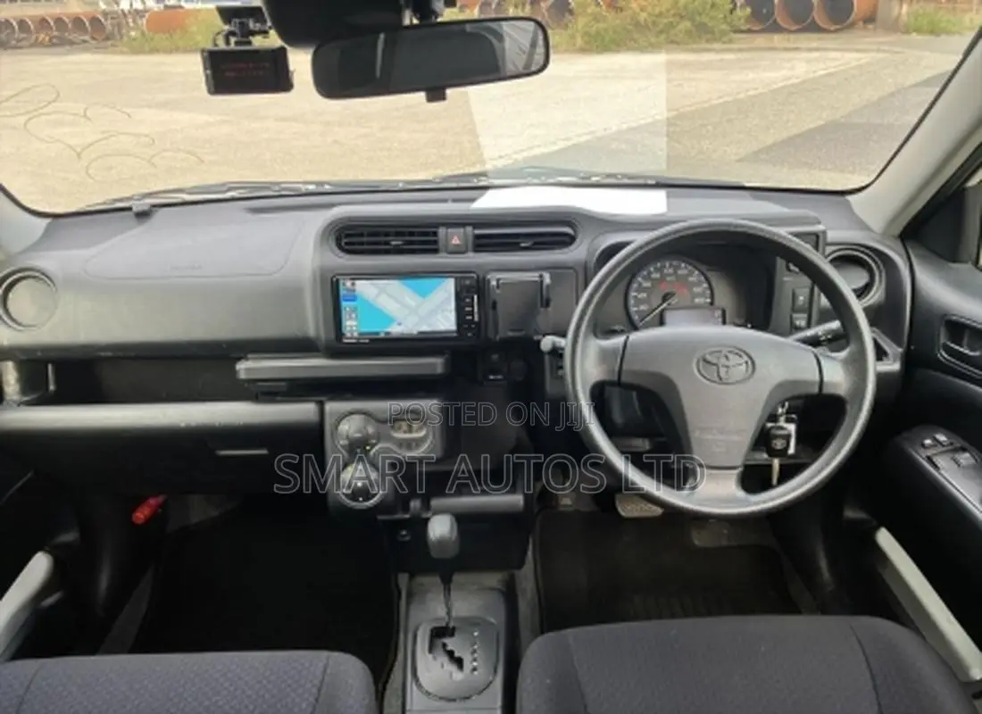Toyota Probox 1.5 Hybrid GL 2021