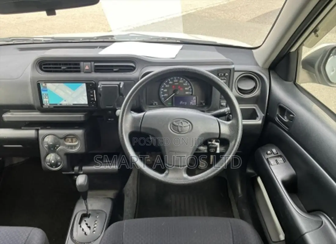 Toyota Probox 1.5 Hybrid GL 2021