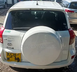 Toyota RAV4 2007 White