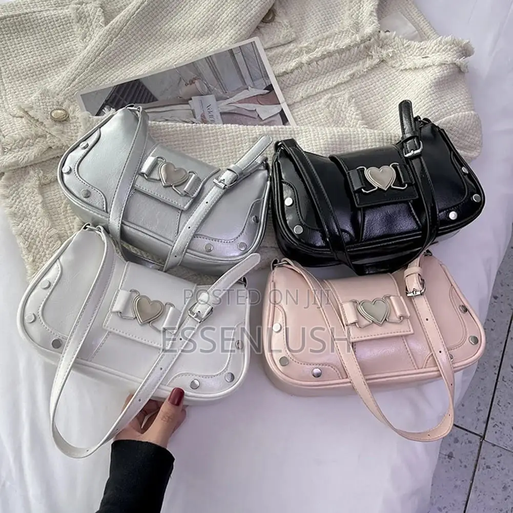 Trendy Y2K Heart Buckle Shoulder Bag - Studded Handbag