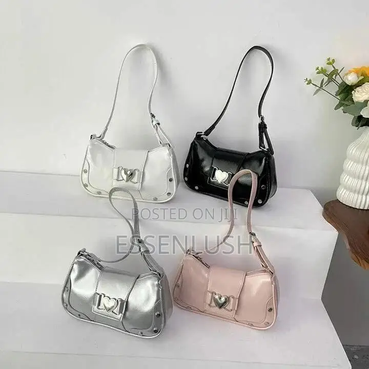 Trendy Y2K Heart Buckle Shoulder Bag - Studded Handbag
