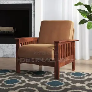 Accent Chair; High Quality Hilltop Accent Chair for Elegant Interiors