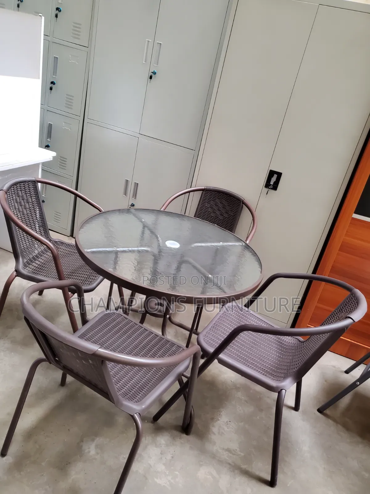 Outdoor 4-Seater Glass Table and Chairs Set