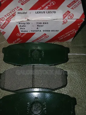Toyota  Genuine  04466-60160 Rear Breakpads