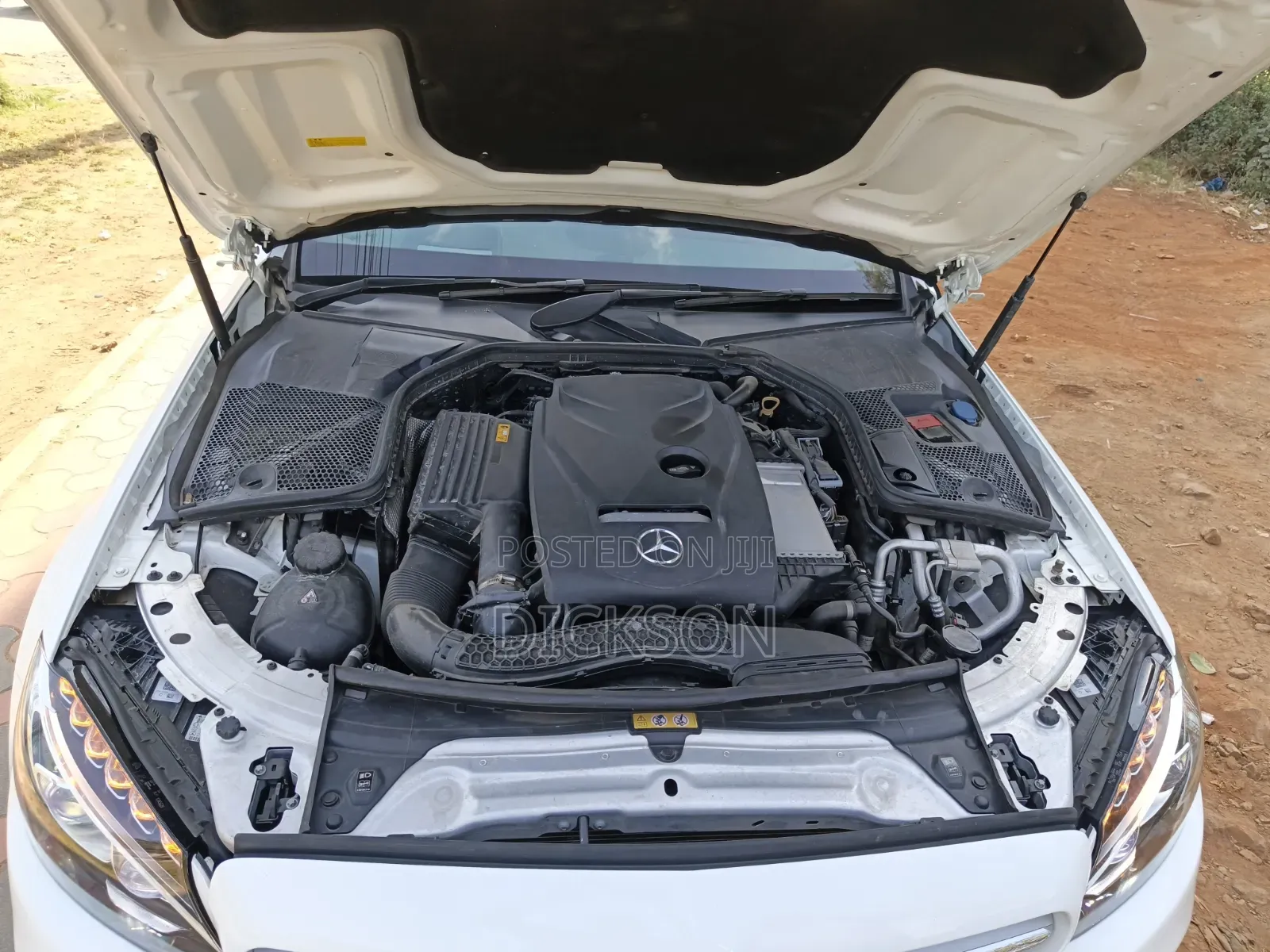 Mercedes-Benz C200 2018 White