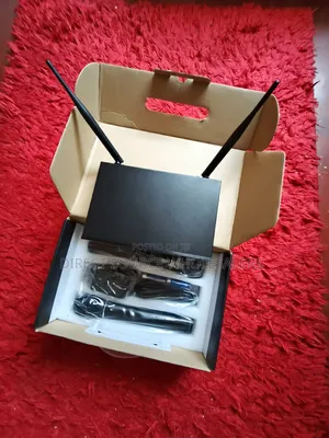 BNK X35 Digital UHF Wireless Microphone System