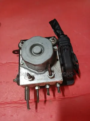 ABS Pump Toyota Camry 2012