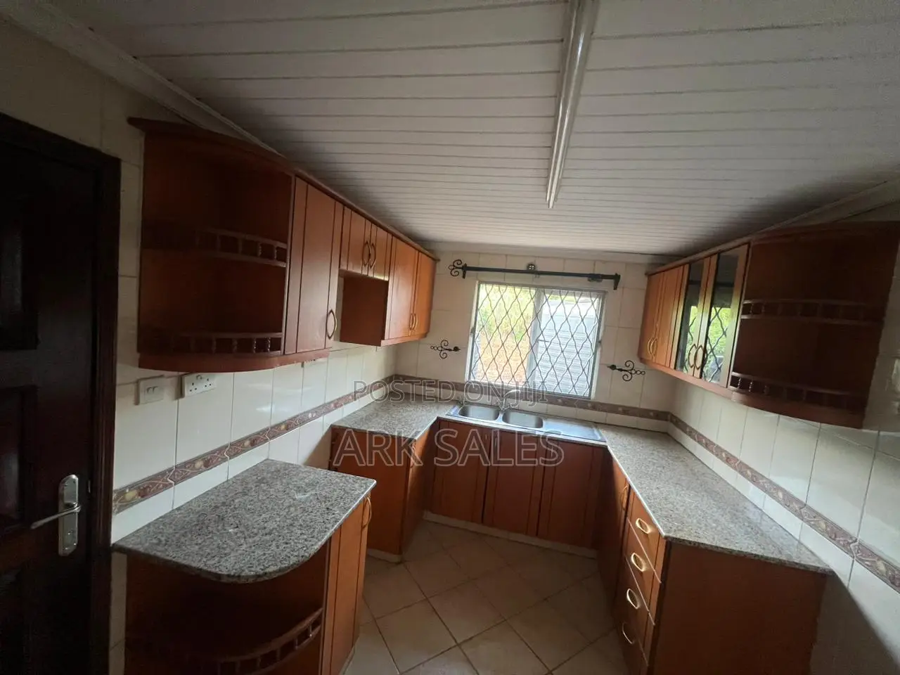 4bdrm Bungalow in Green Park, Lukenya for rent