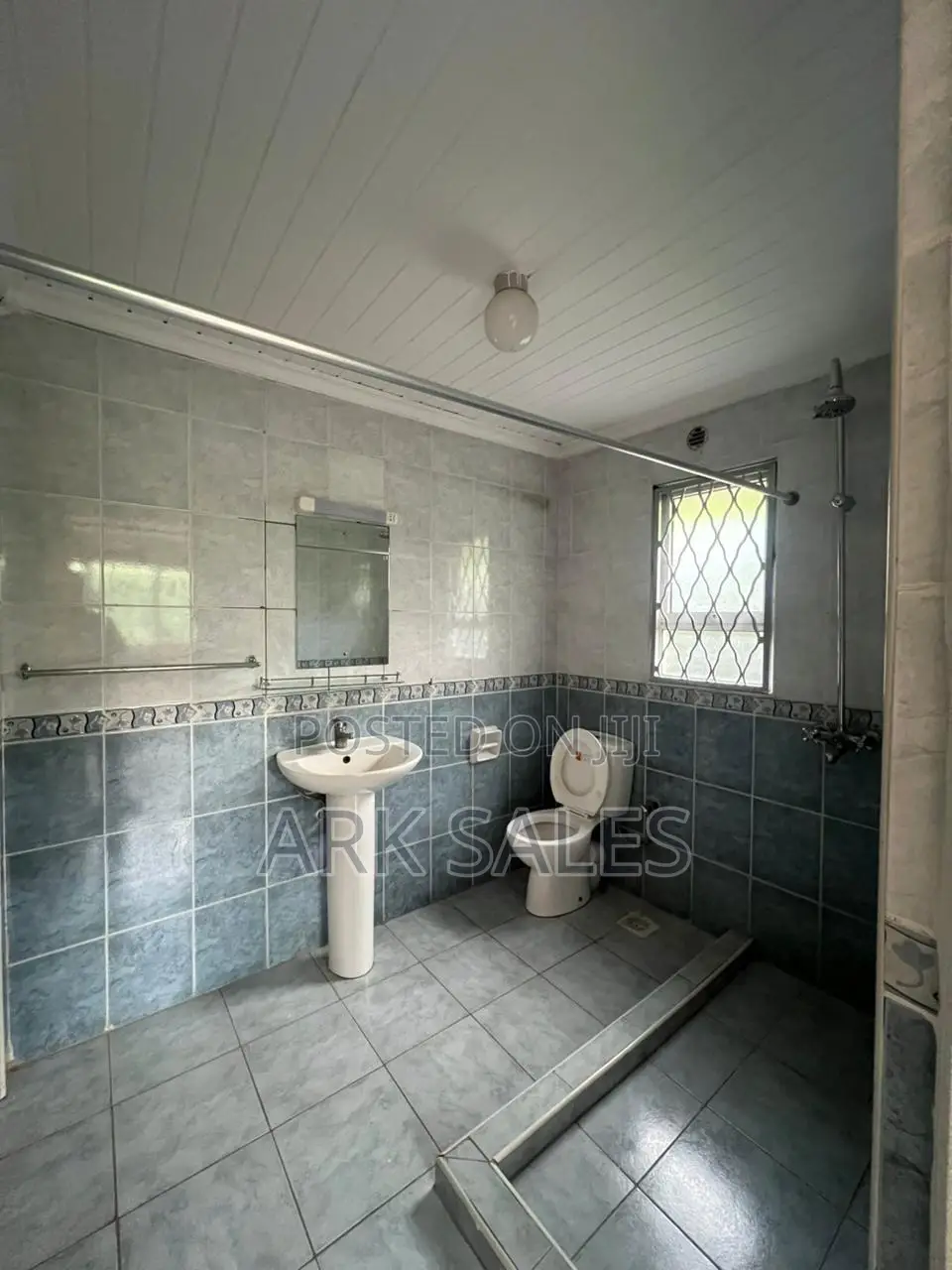 4bdrm Bungalow in Green Park, Lukenya for rent