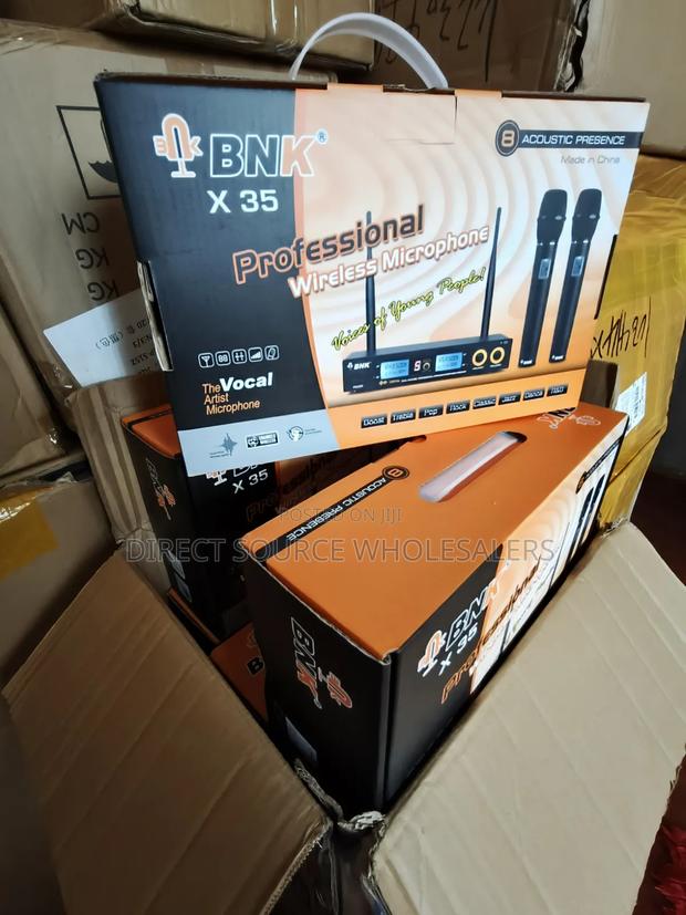 BNK X35 UHF Microphone for Church, DJ & Events