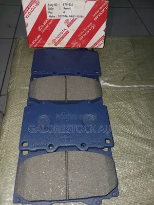 Land Cruiser 100,LX470,Land Cruiser 70 Series,HZJ79,VDJ79,Front Pads
