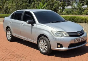 Toyota Axio 2014 Silver