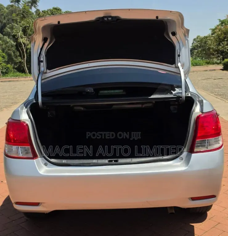 Toyota Axio 2014 Silver