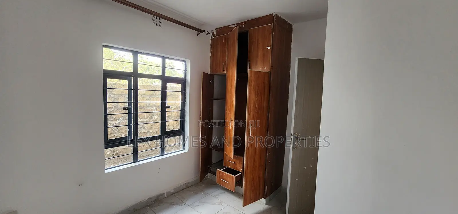 4bdrm Bungalow in Matasia for sale