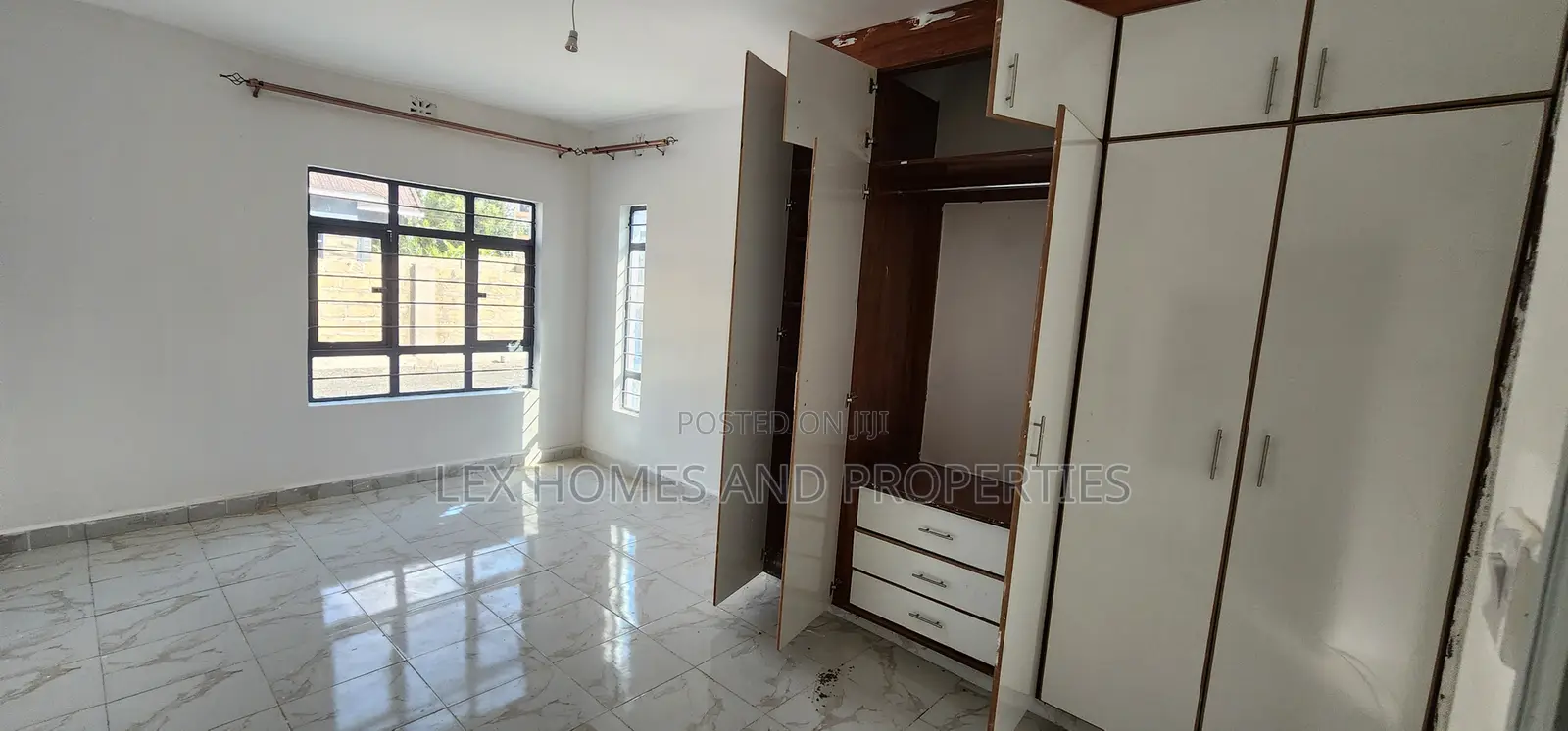 4bdrm Bungalow in Matasia for sale