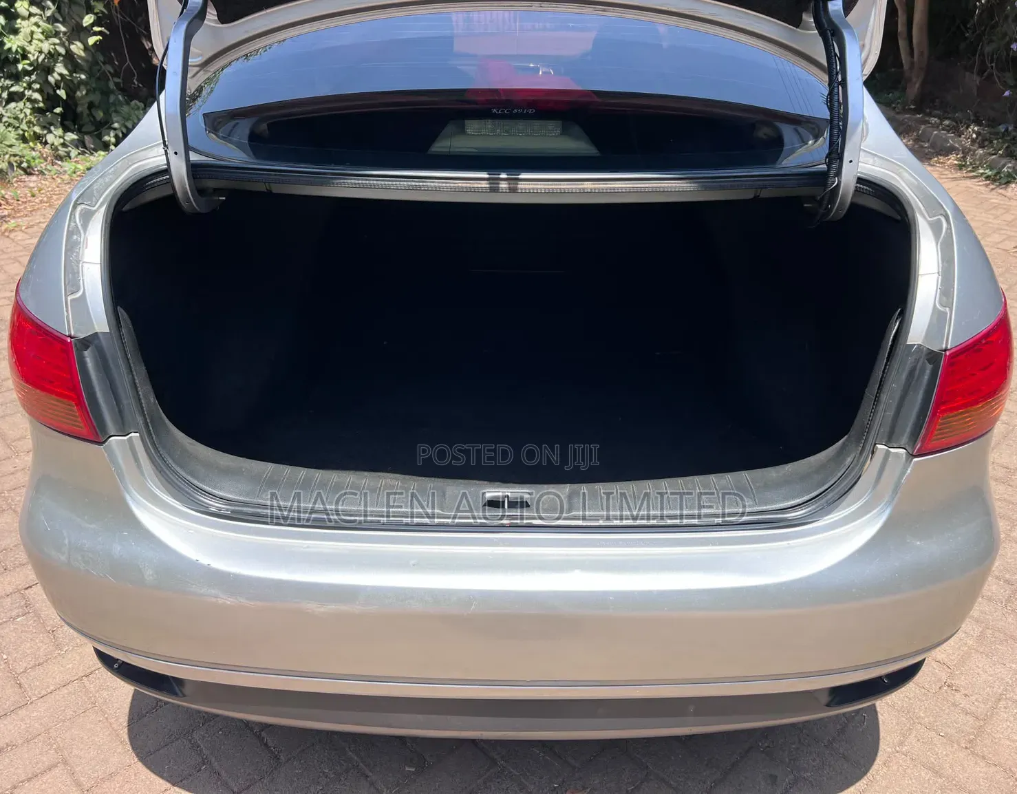 Nissan Bluebird 2008 Silver