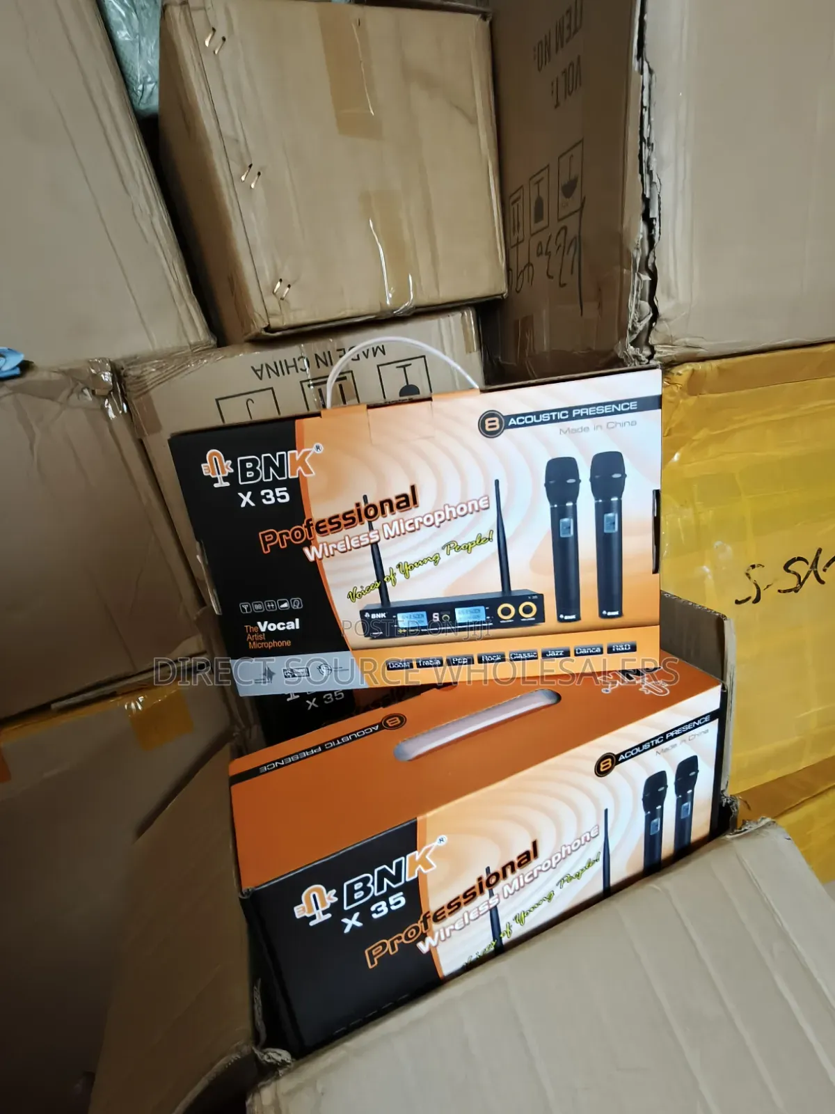 BNK X35 Wireless Microphone – Professional UHF Mic