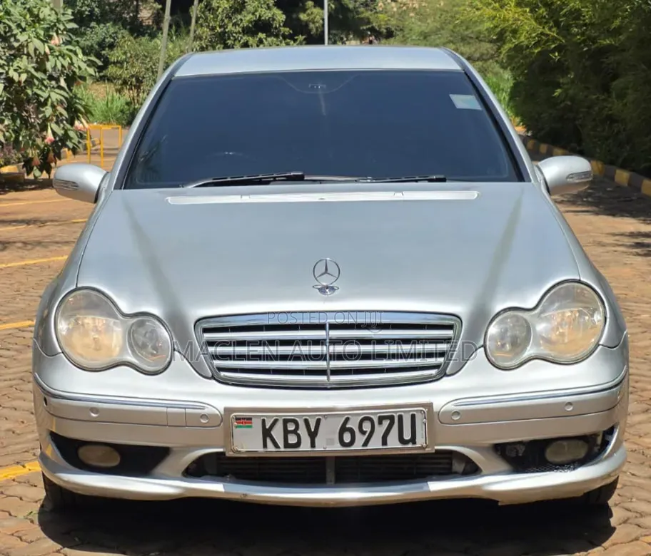 Mercedes-Benz C180 2007 Silver