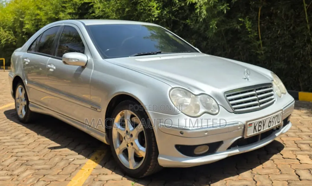 Mercedes-Benz C180 2007 Silver