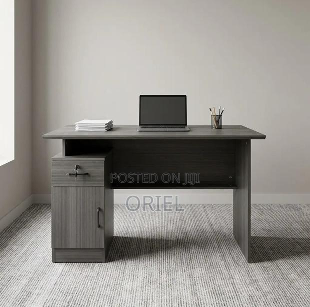 Office Desk : Professional Office Desk - 1200MM