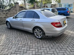 Mercedes-Benz C200 2012 Silver