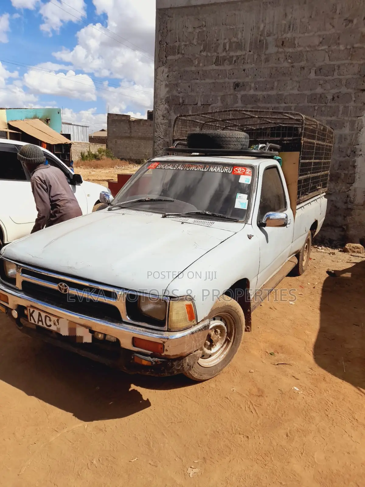 Toyota Hilux 2003 Blue