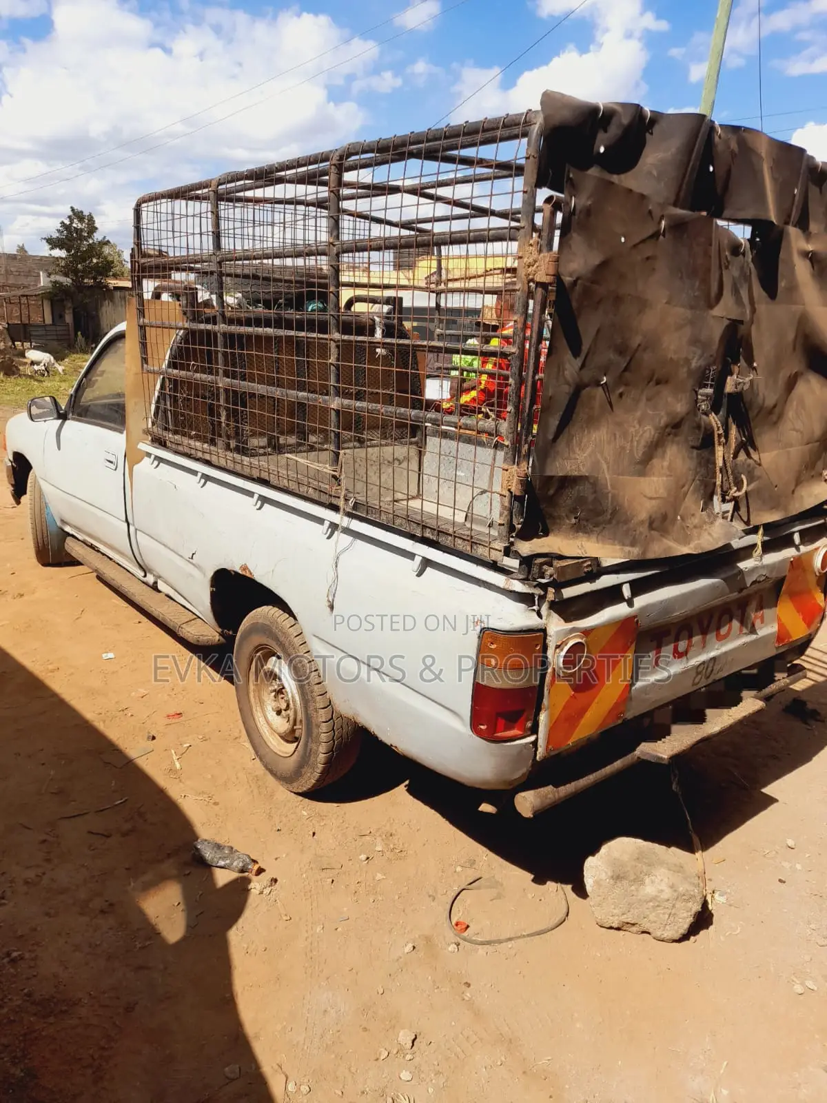 Toyota Hilux 2003 Blue