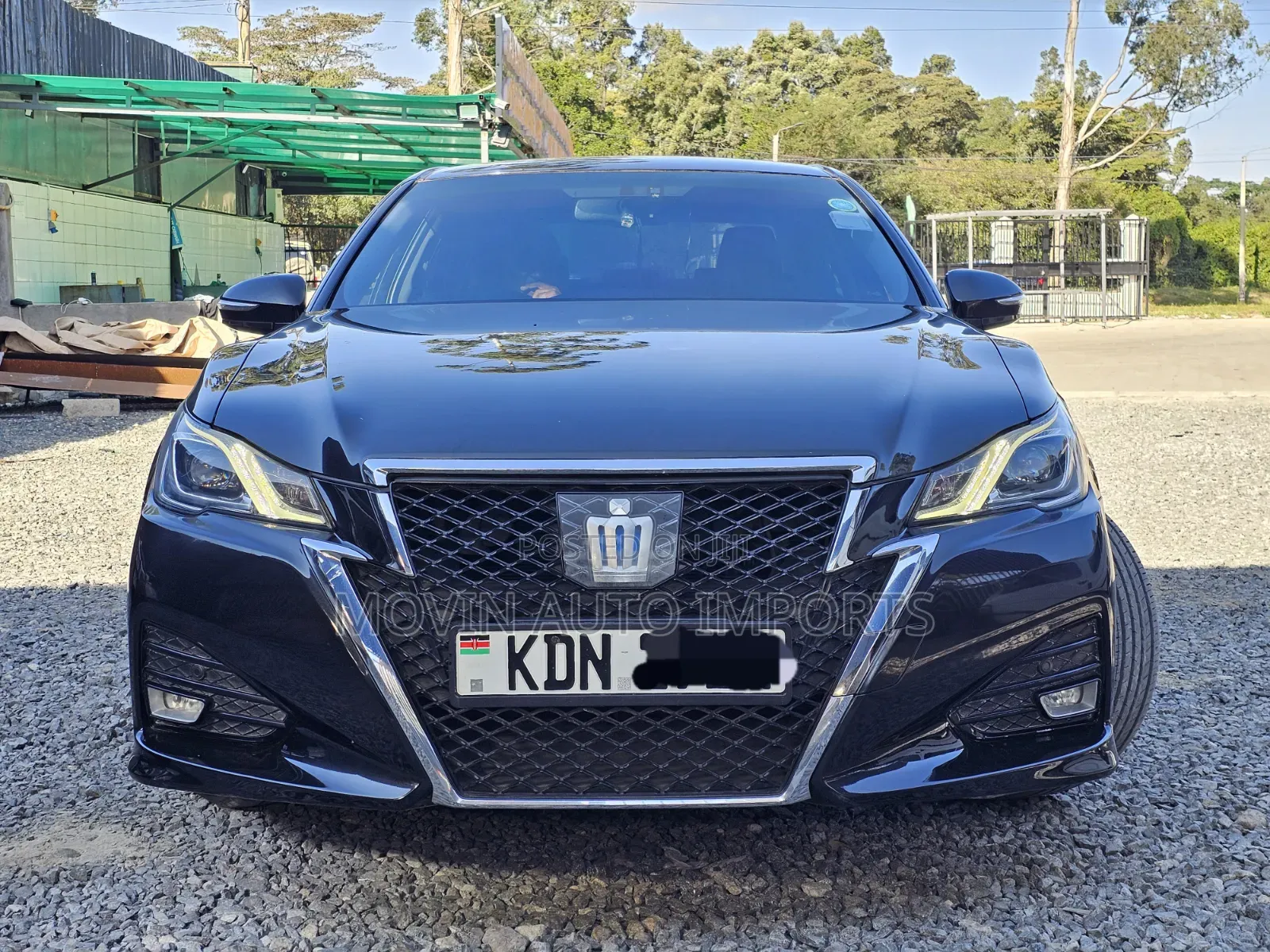 Toyota Crown 2016 Black