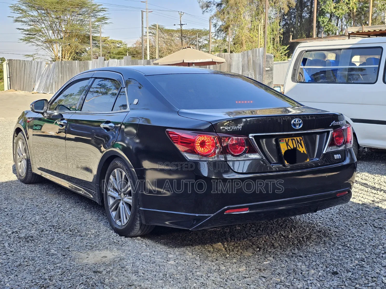 Toyota Crown 2016 Black