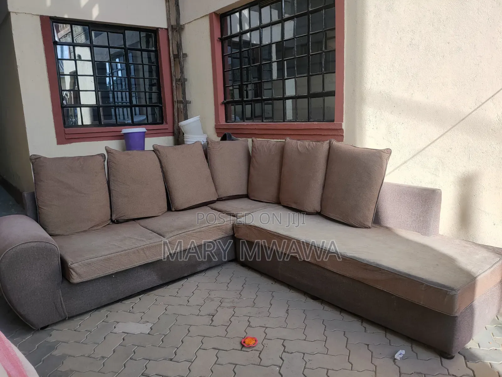 7 Seater Seat