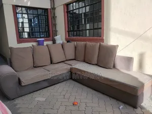 7 Seater Seat